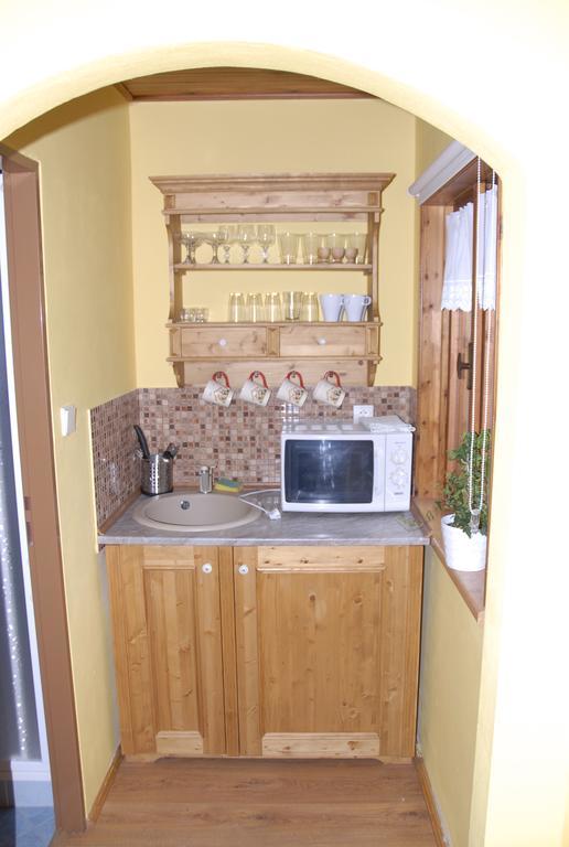 Pension Cortina Pec pod Sněžkou Habitación foto